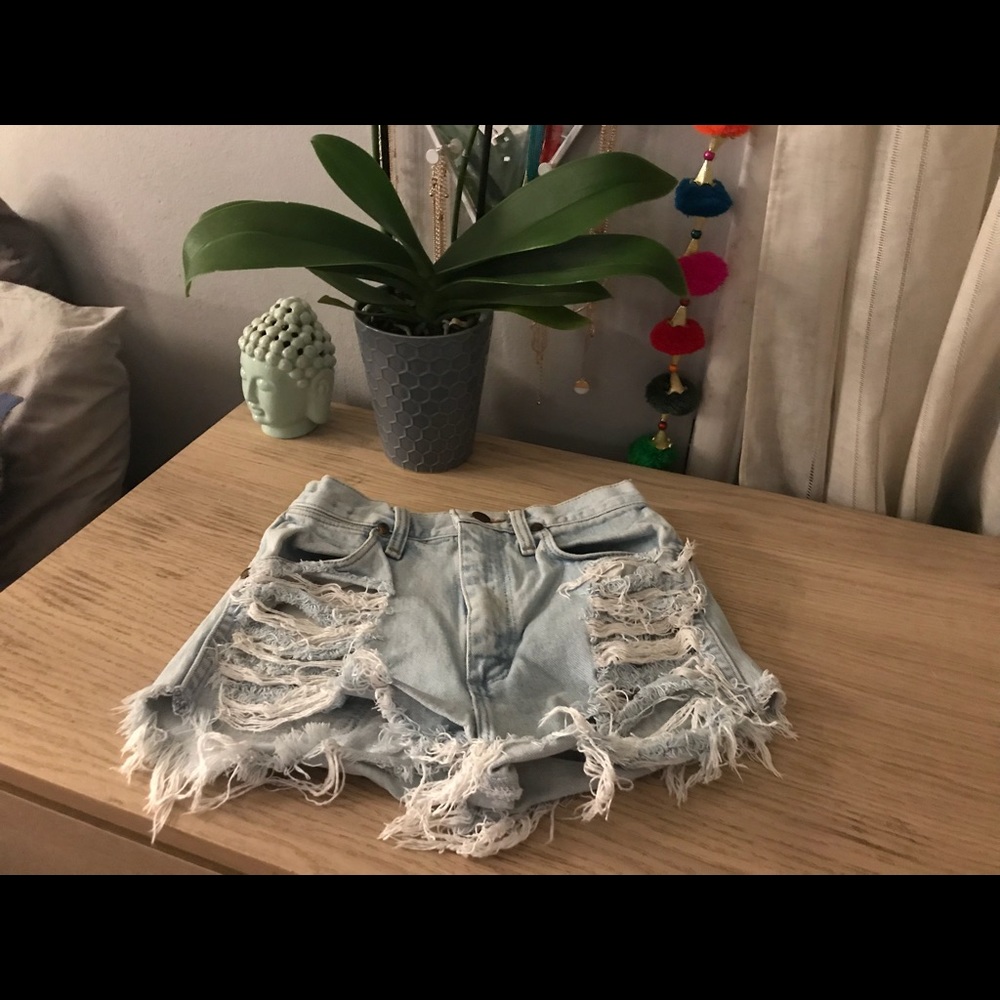 Distressed shorts